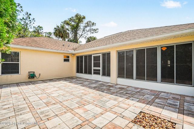 835 Rebus Avenue SW, Palm Bay, FL 32908