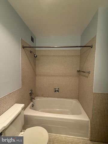 4000 N CHARLES ST #1609, Baltimore, MD 21218