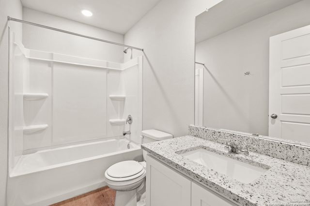 418 Cross Barn Blvd Unit B, Buda, TX 78610