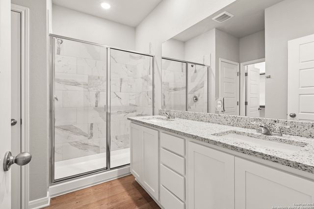 418 Cross Barn Blvd Unit B, Buda, TX 78610