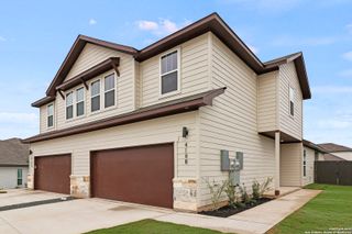 418 Cross Barn Blvd Unit B, Buda, TX 78610