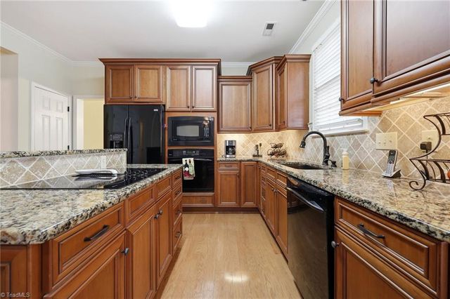 4200 Brentonshire Lane, High Point, NC 27265