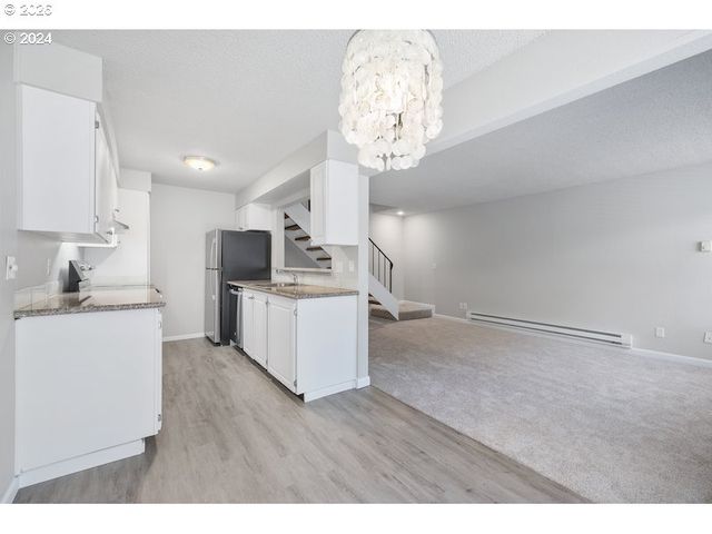 2921 Ne RENE Ave 15-B, Gresham, OR 97030