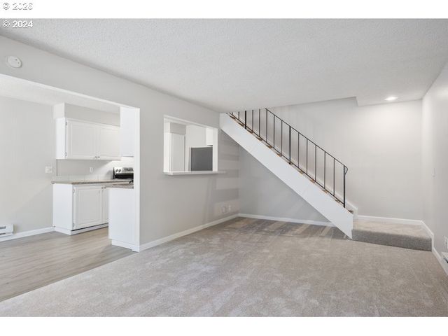 2921 Ne RENE Ave 15-B, Gresham, OR 97030