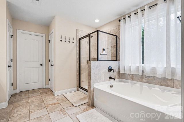 512 Stillwater Road, Troutman, NC 28166