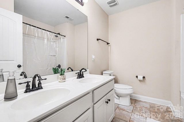 512 Stillwater Road, Troutman, NC 28166