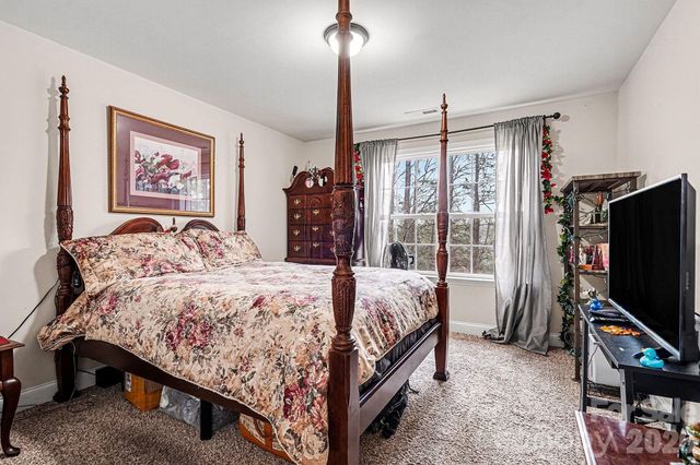 512 Stillwater Road, Troutman, NC 28166