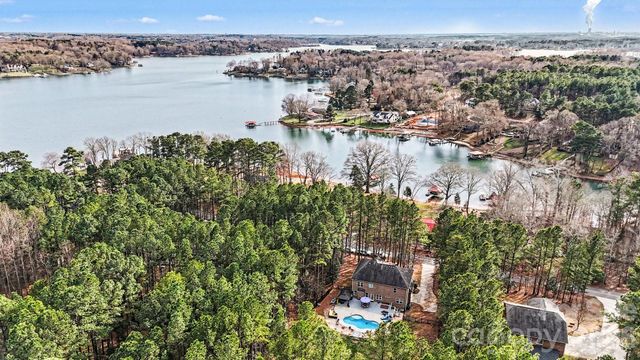 512 Stillwater Road, Troutman, NC 28166