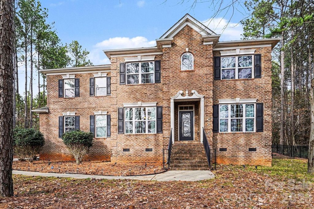 512 Stillwater Road, Troutman, NC 28166