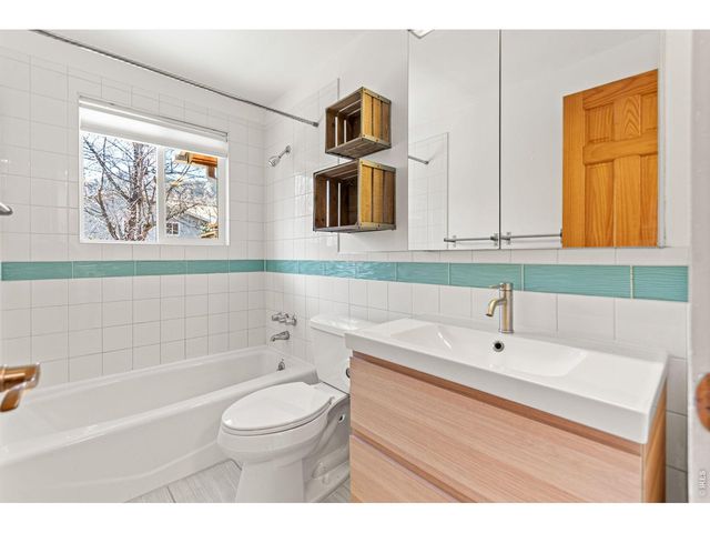 2820 Colby Dr, Boulder, CO 80305