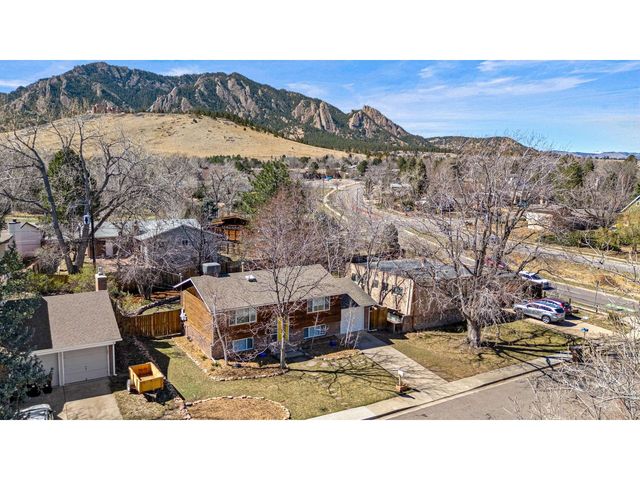 2820 Colby Dr, Boulder, CO 80305