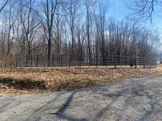 152 E 150 S, Crawfordsville, IN 47933