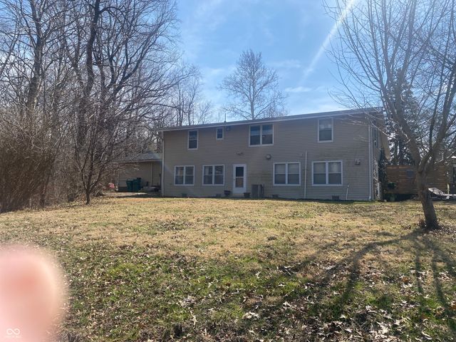 152 E 150 S, Crawfordsville, IN 47933