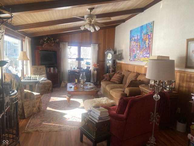 152 E 150 S, Crawfordsville, IN 47933