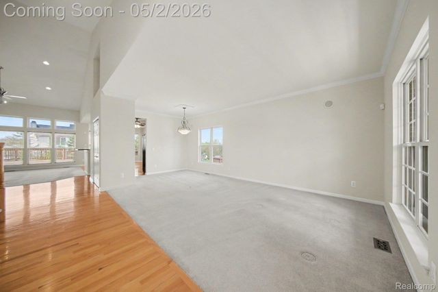 1660 Meadowside Drive, Ann Arbor, MI 48104