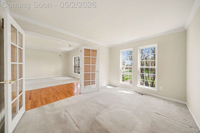1660 Meadowside Drive, Ann Arbor, MI 48104