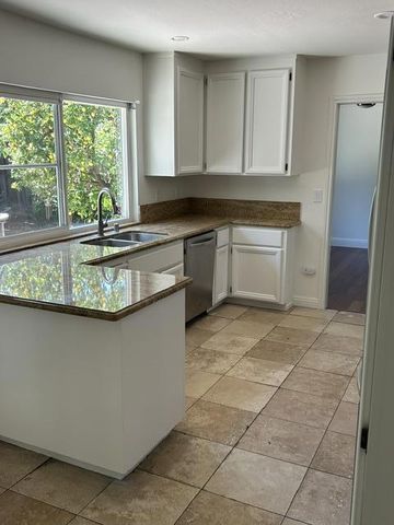 315 Landeros Drive, Santa Clara, CA 95051