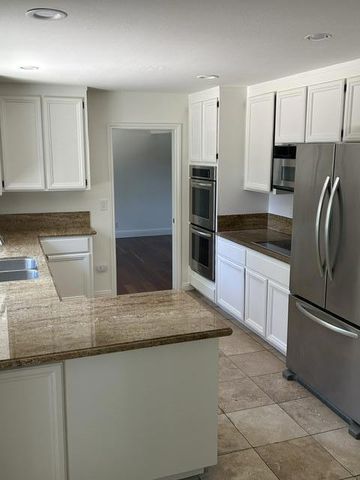 315 Landeros Drive, Santa Clara, CA 95051