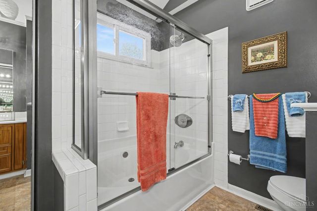 1166 Creekstone Drive, Batavia, OH 45103