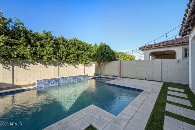 3846 E LOMA VISTA Street, Gilbert, AZ 85295