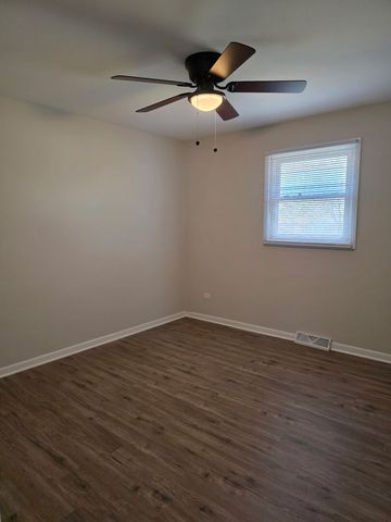 668 Anita Avenue, Antioch, IL 60002