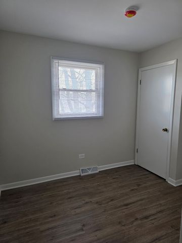 668 Anita Avenue, Antioch, IL 60002