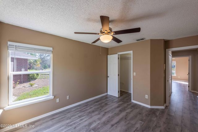 7940 ORTEGA BLUFF Parkway, Jacksonville, FL 32244