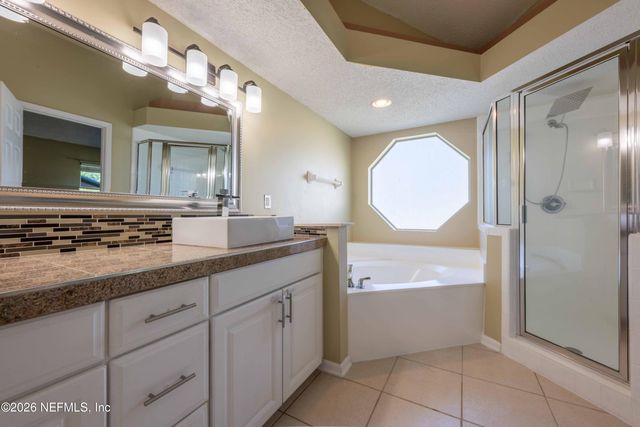 7940 ORTEGA BLUFF Parkway, Jacksonville, FL 32244