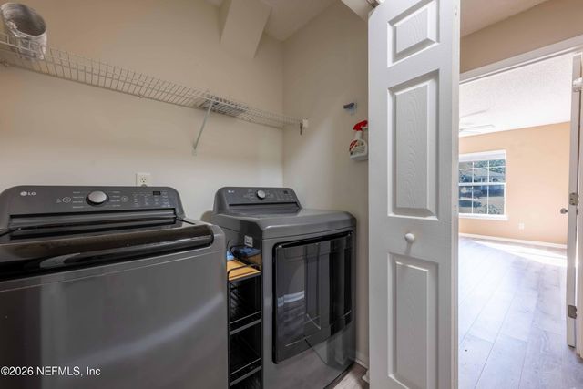 7940 ORTEGA BLUFF Parkway, Jacksonville, FL 32244