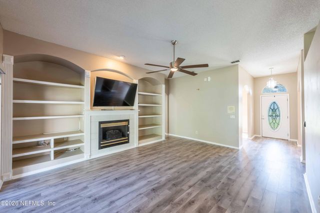 7940 ORTEGA BLUFF Parkway, Jacksonville, FL 32244