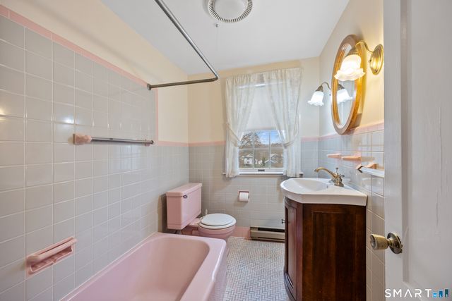 166 Ridge Road, Middletown, CT 06457