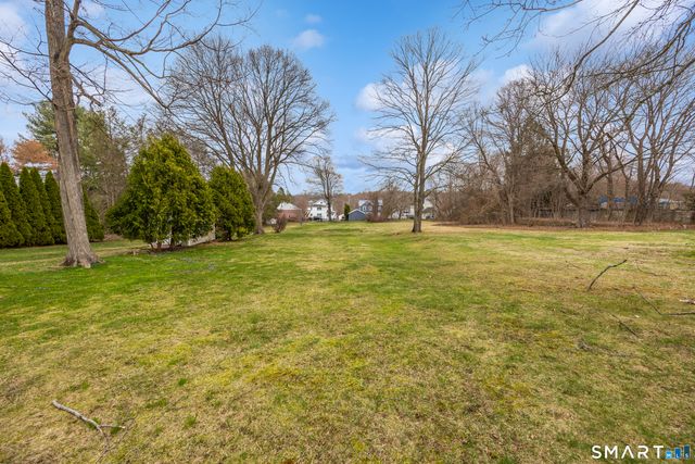 166 Ridge Road, Middletown, CT 06457