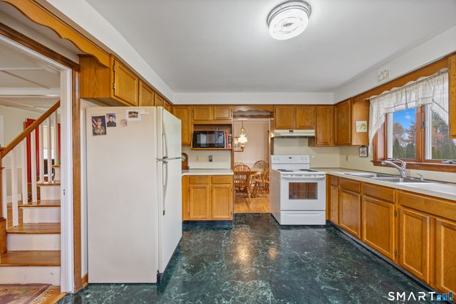 166 Ridge Road, Middletown, CT 06457