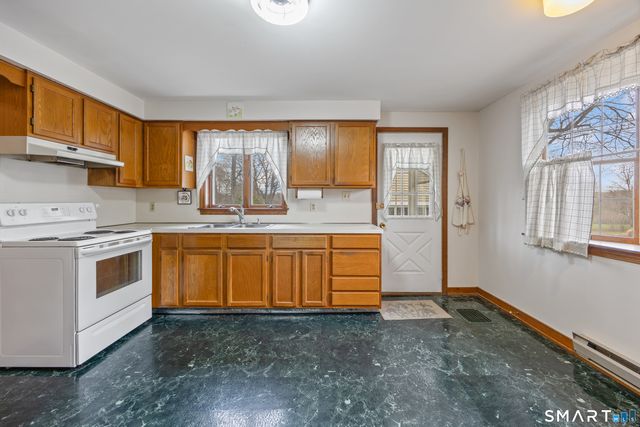 166 Ridge Road, Middletown, CT 06457