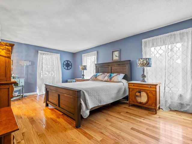 8 Kodiak Road, Brookline, NH 03033