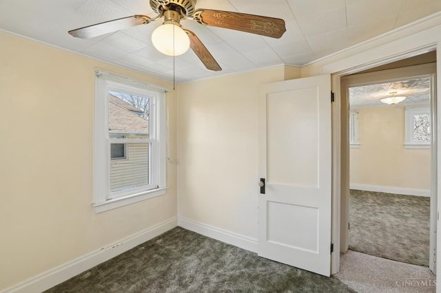 19 Parkway Avenue, Cincinnati, OH 45216