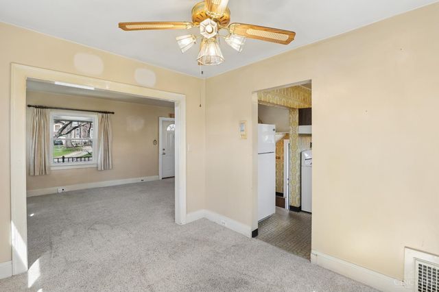 19 Parkway Avenue, Cincinnati, OH 45216