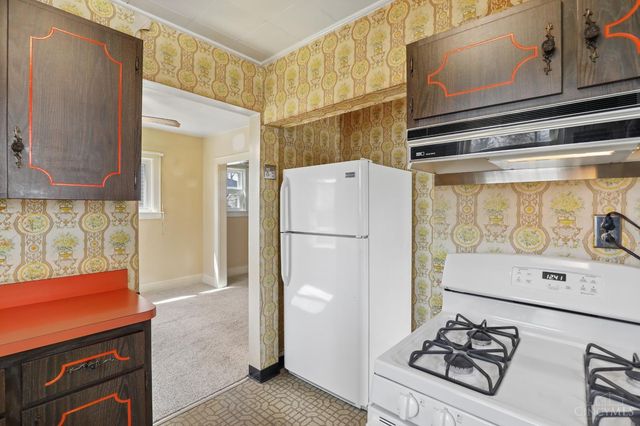 19 Parkway Avenue, Cincinnati, OH 45216