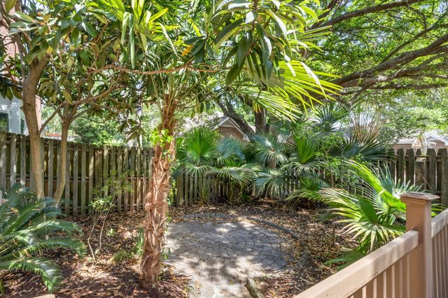 820 Natchez Circle, Mount Pleasant, SC 29464