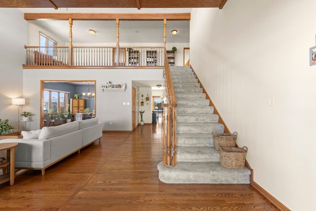 8649 Monaghan Drive, Tinley Park, IL 60487