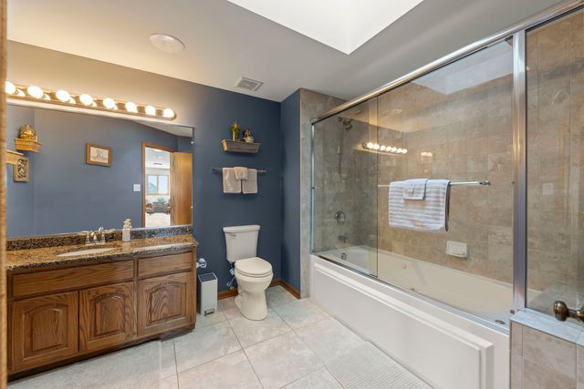 8649 Monaghan Drive, Tinley Park, IL 60487