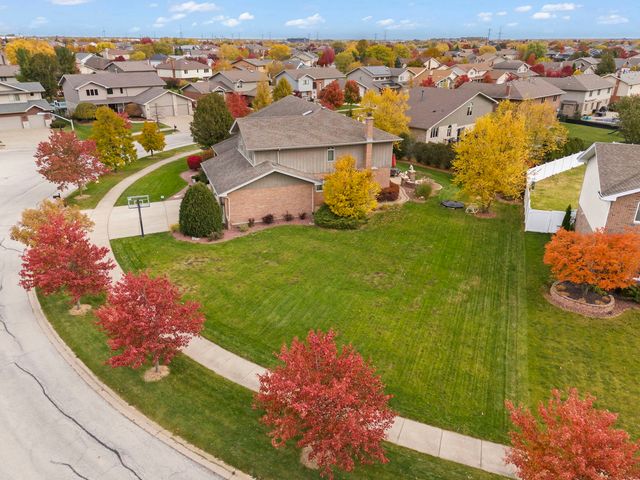 8649 Monaghan Drive, Tinley Park, IL 60487