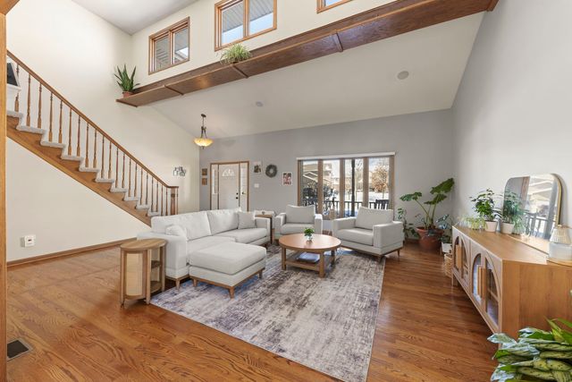 8649 Monaghan Drive, Tinley Park, IL 60487