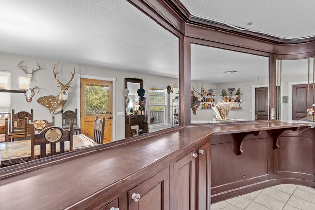 320 Spicer Loop, Kerrville, TX 78028