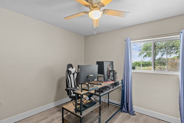 320 Spicer Loop, Kerrville, TX 78028