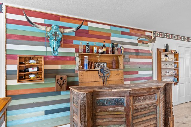 320 Spicer Loop, Kerrville, TX 78028