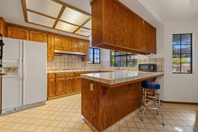 1131 Eagle Ln, Manteca, CA 95337