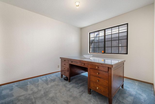 1131 Eagle Ln, Manteca, CA 95337