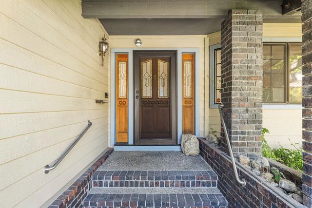 1131 Eagle Ln, Manteca, CA 95337