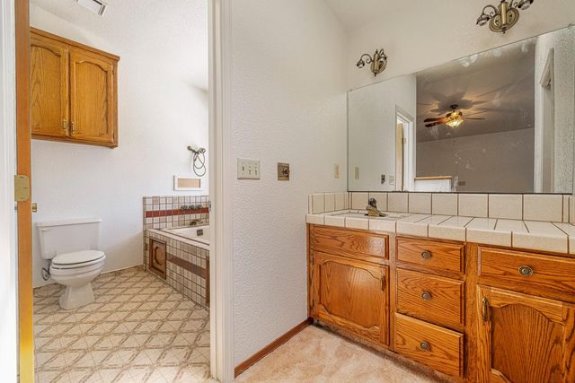 1131 Eagle Ln, Manteca, CA 95337